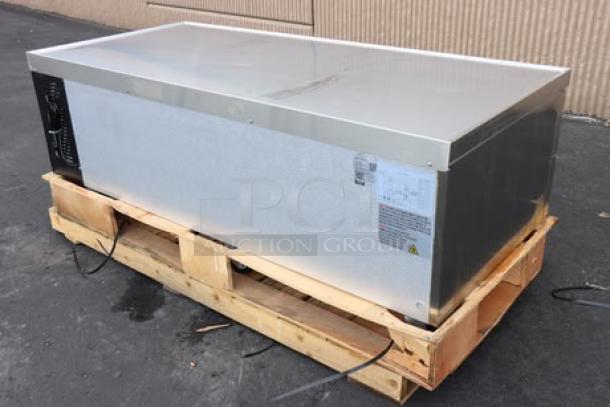 Avantco CBE-72-HC 72" Refrigerated Chef Base, new with minor scratches, 4 drawers, tested and in working order.