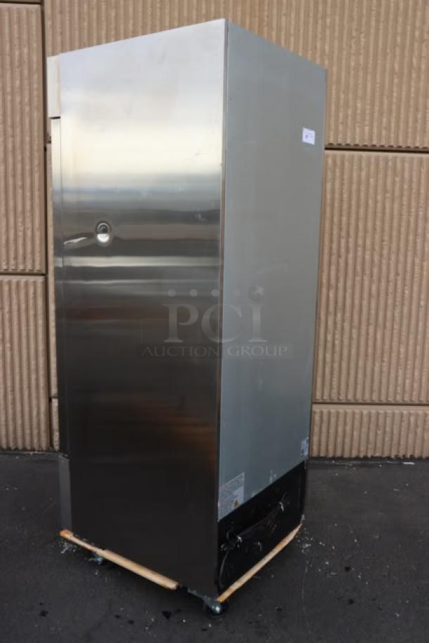 Brand new Avantco A-23R-HC 29" solid door reach-in refrigerator, 115V, minor scratches, tested, S/N: 784664764 9061 2507.