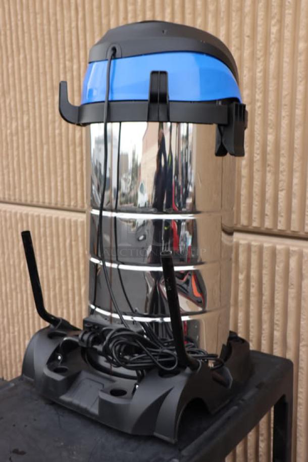 Brand new Lavex 944BJ14126G 26-gallon stainless steel commercial wet/dry vacuum with toolkit, 100-120V, 1400W.