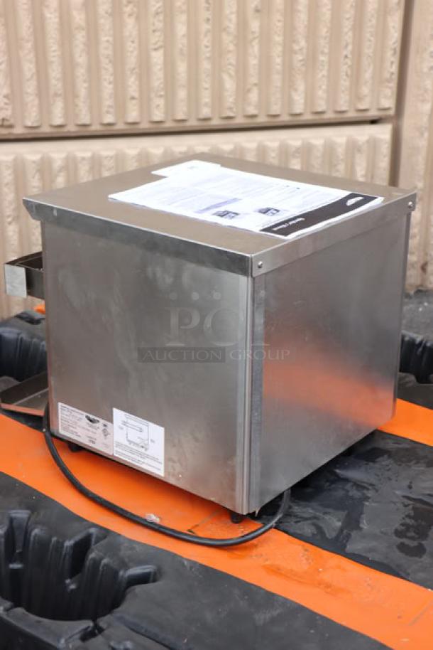 Brand new Vollrath CT2H-120250 JT1H conveyor toaster, 2.5" opening, 120V, 1600W, serial number visible.