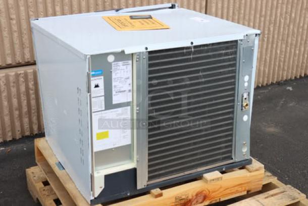 Scotsman MC0530MA-1 Prodigy Elite Ice Machine, 30" air-cooled, 525 lb capacity. Slight scratching and denting. Serial: 24101320016095.