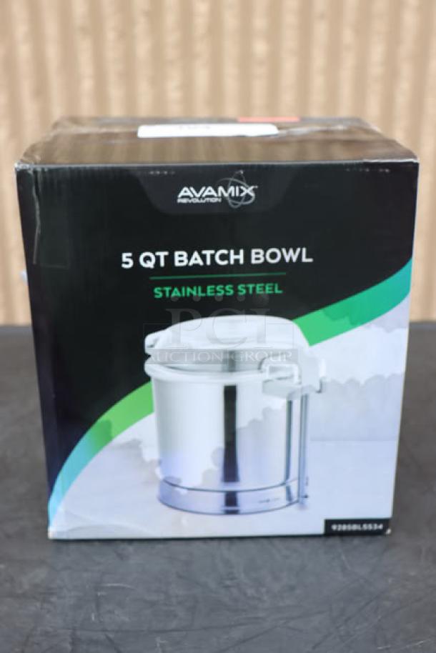 Brand new AvaMix 9285BLSS34 5 Qt. stainless steel bowl with "S" blade, in original packaging for food processors.