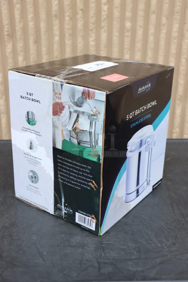 Brand new AvaMix 9285BLSS34 5 Qt. Stainless Steel Bowl with "S" Blade, in original box for 1 hp food processors.