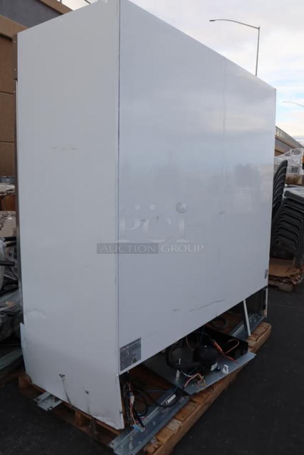 Avantco GDC-69-HC refrigerator, white, 78 1/4", glass door, LED lighting, 115V, scratch-and-dent, damaged frame.