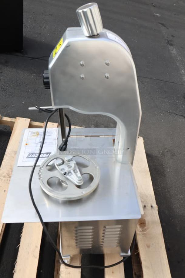 Brand new Backyard Pro BSSW65AL 65" vertical band meat saw, 1 hp, 120V, with minor cosmetic scratches. Serial: 2409100043.