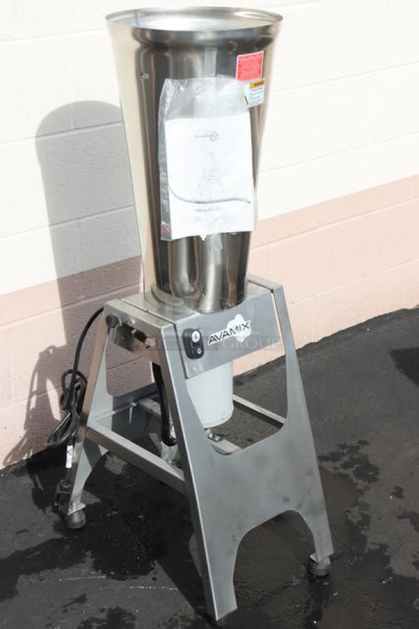 BRAND NEW AvaMix 5 Gallon Heavy-Duty Tilting Blender, Model 92850TB, 110V, 1 hp. Visible dents. Includes power cord and label.