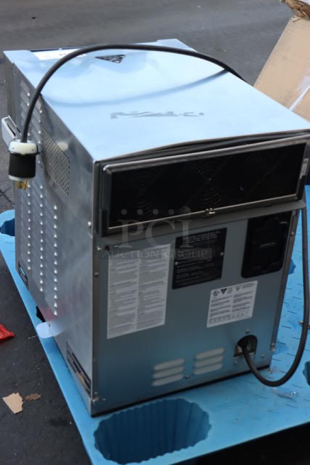 TurboChef Eco Stainless Steel Rapid Cook Oven, new scratch-n-dent, ventless, one-touch controls, 208/240V, S/N: ECOHD01432.