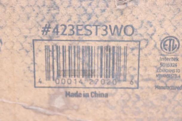 ServIt 423EST3WO three pan electric steam table, original packaging damaged, may have scratches and dents.