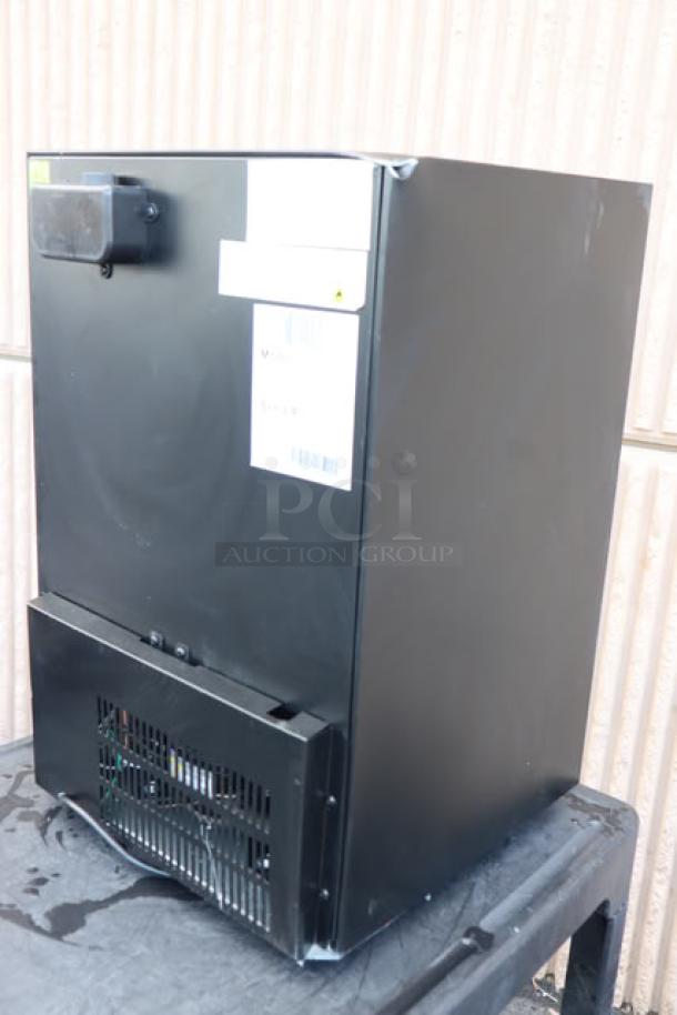 Black Galaxy CRG-3 Countertop Display Refrigerated Merchandiser, 2.5 cu ft, scratch-n-dent condition, no original packaging.