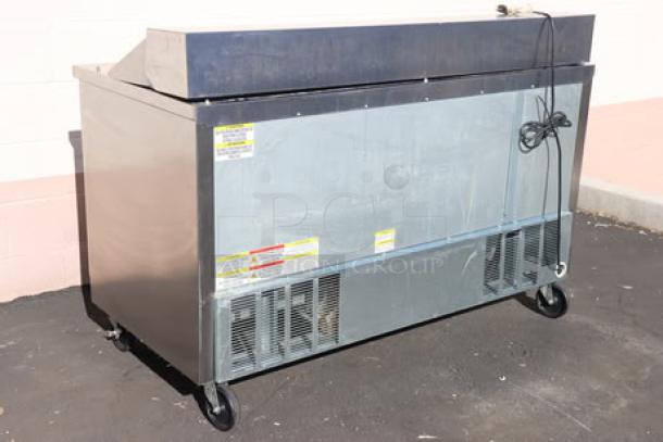 BRAND NEW Beverage-Air SPED60HC-16-2 60" 1 door, 2 drawer refrigerated sandwich prep table. Scratch-n-dent condition.