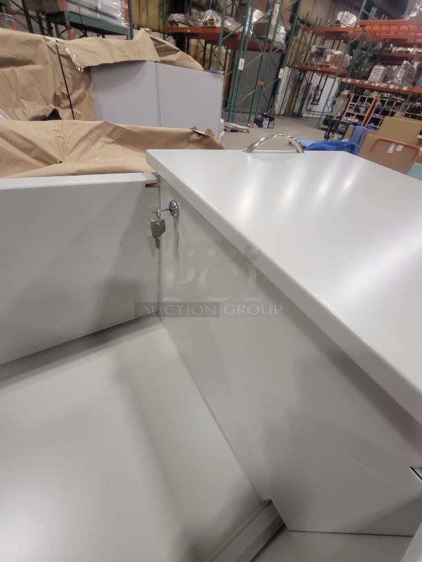 Set of 5 AIS Matrix cubicles, 2023 model, with lockable storage. Near-pristine condition, modern glass tiles, ergonomic design.