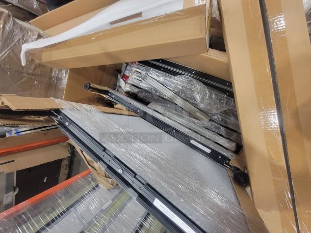 Set of 5 AIS Matrix cubicles, 2023 model, with glass tiles. Like new, modular design, height-adjustable tables, boxed components.