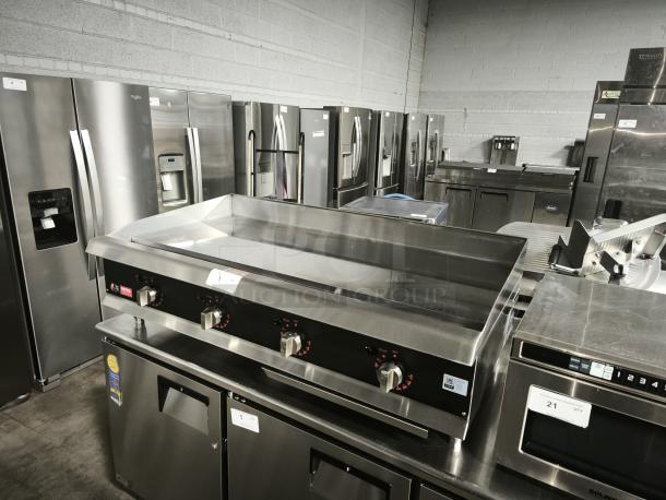 Brand new Cooking Performance Group GTU-CPG-48-L Ultra Series 48" chrome plated 4-burner griddle, 120,000 BTU, liquid propane.