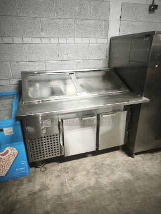 S&G MANUFACTURING RU70004 refrigerated sandwich prep table, clear lid, stainless steel, tested and working.