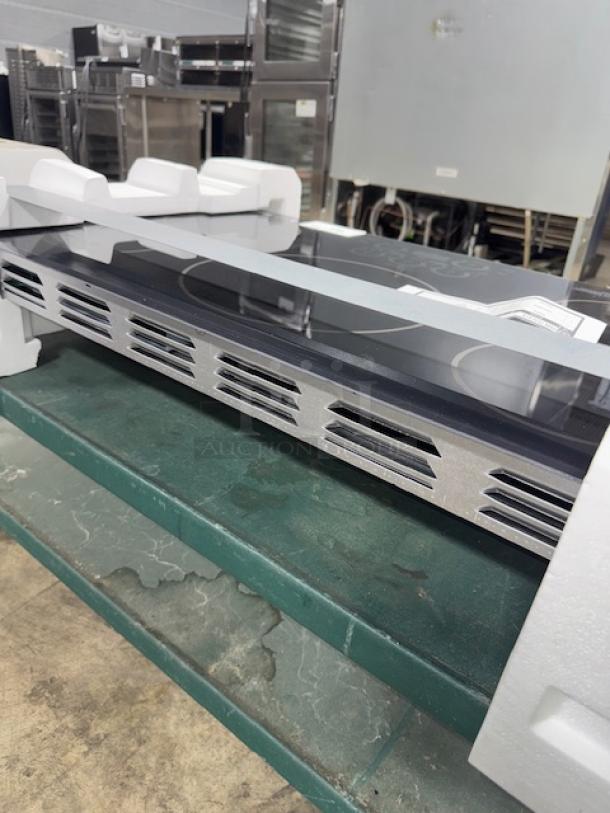 BRAND NEW Café CHP90361TBB 36" black induction cooktop, ENERGY STAR rated, touch control, in original packaging.