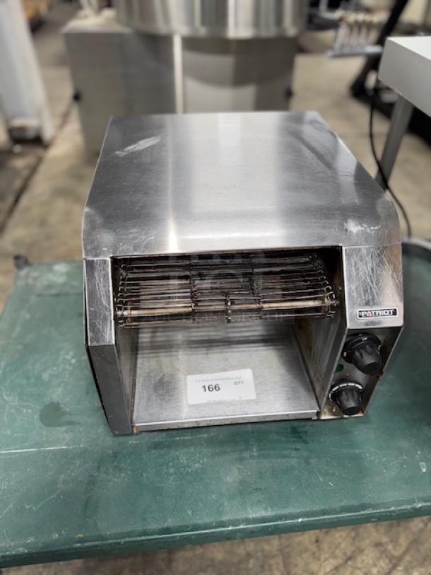 PATRIOT FMCVYT-120 countertop conveyor toaster, stainless steel, used, high-capacity, toasts 300 slices/hour.