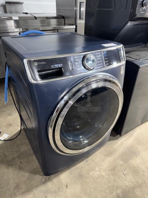 GE Profile 5.3 cu ft front-load washer, model PFW870SPVRS, like new condition. Features Ultra Fresh Vent System+ with Odor Block.