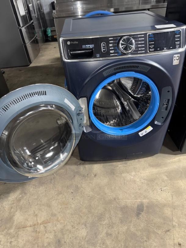 GE Profile 5.3 cu ft front-load washer, model PFW870SPVRS, like new, smart features, Ultra Fresh Vent System+, door open.