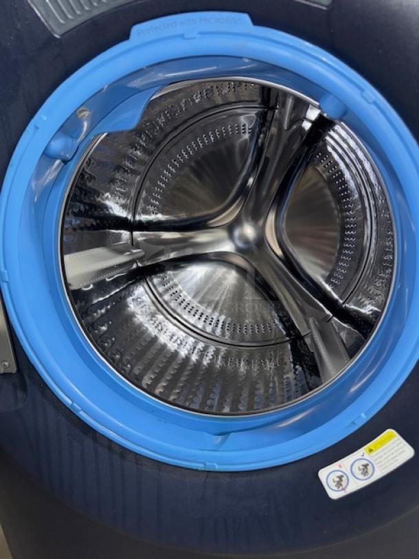 GE Profile 5.3 cu ft Smart Front-Load Washer, model PFW870SPVRS, like new condition, featuring Ultra Fresh Vent System+ with Odor Block.