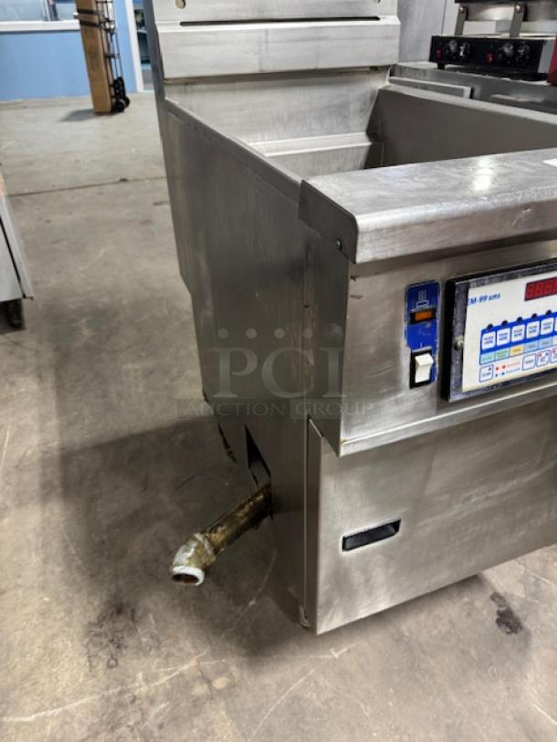 FASTRON EM-99 SMS gas deep fryer, stainless steel, digital display, moderate use condition, visible gas connector.