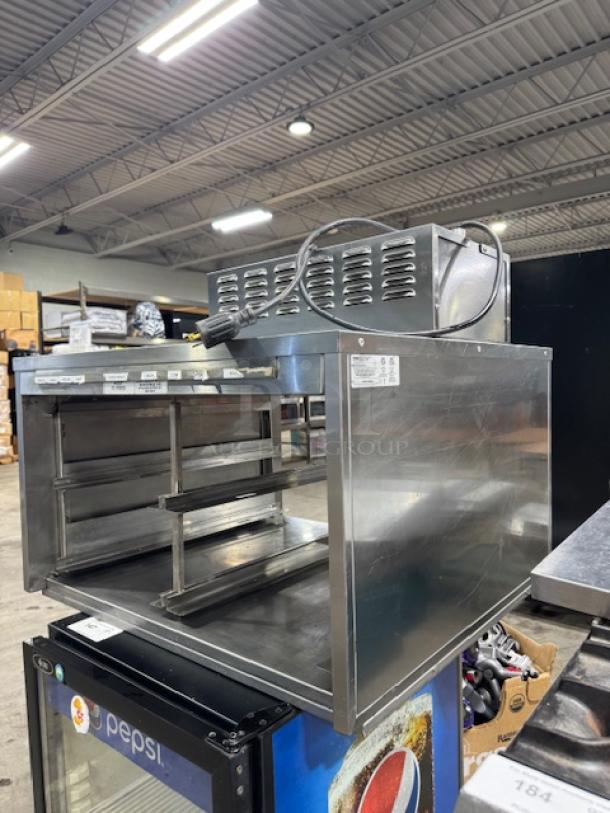 Carter-Hoffmann KFCEVOSH208 Heater, stainless steel, multiple slots, 180°F, good condition, model 27080-2294 label visible.