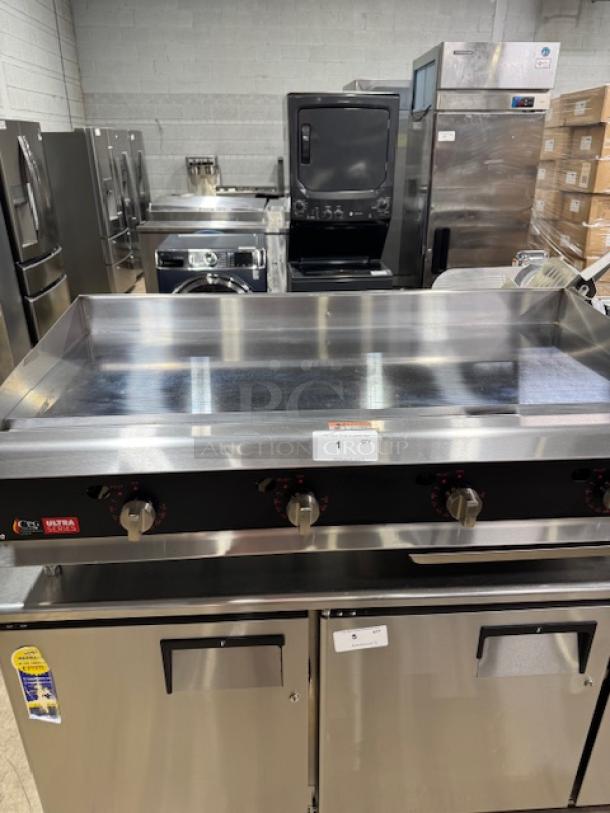 Brand new Cooking Performance Group GTU-CPG-48-L 48" Chrome Plated Gas 4-Burner Griddle, 120,000 BTU, Ultra Series.