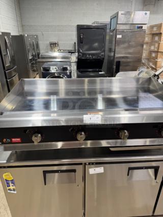 Brand new Cooking Performance Group GTU-CPG-48-L 48" Chrome Plated Gas 4-Burner Griddle, 120,000 BTU, Ultra Series.