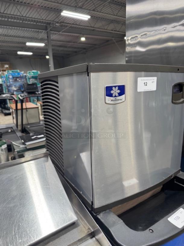 Manitowoc IYT0620A-161 Indigo NXT 22" ice machine, like new condition, air cooled, half dice, 575 lb capacity, 115V.