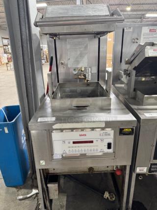 LOOK HERE !!!!!!!!!!!!!!!! KFC SMS FRYER 8000 PRESSURE FRYER DO NOT MISS THIS!!!!!!! WORKING BEFORE REMOVE - Item #1223969
