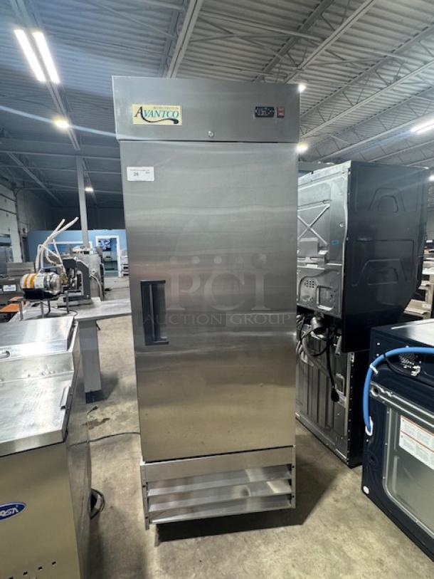Avantco A-23R-HC 29" solid door reach-in refrigerator, stainless steel, tested working, almost new condition, model 178a23rhc.