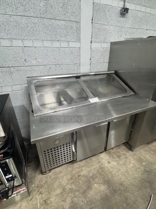 S&G Manufacturing RU70004 refrigerated sandwich prep table with clear lid, stainless steel, tested and working, excellent condition.
