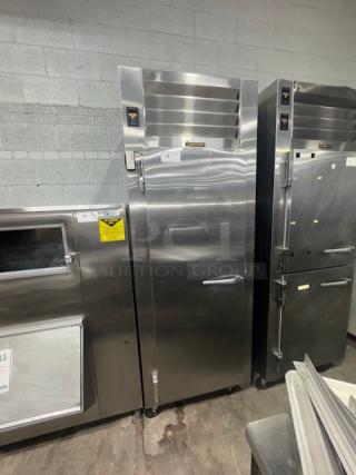 LIKE NEW!!!!!!!!!!! Traulsen RHT132WUT-FHS Stainless Steel 24.2 Cu. Ft. One Section Reach In Refrigerator - Specification Line Amps7 AmpsHertz60 Hz Phase 1 Phase Voltage 115 Volts TESTED AND WORKING - Item #1224117