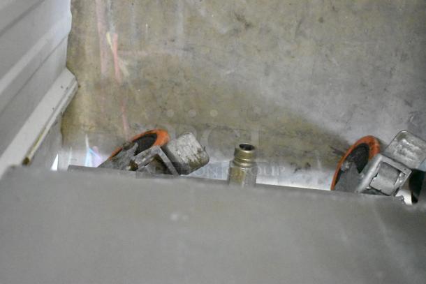 2018 Pitco Frialator 35C stainless steel deep fat fryer, natural gas, 90,000 BTU. Shows interior components and condition.