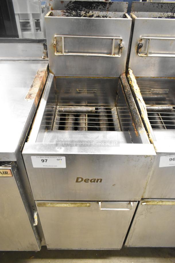 Dean SR42GN stainless steel deep fat fryer, natural gas, 105,000 BTU. Used condition, commercial kitchen equipment.