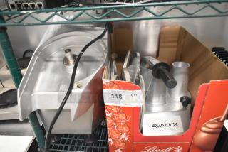 AvaMix 177CFP5D metal commercial food processor, 120V, in good condition, with continuous feed, labeled with brand logo.