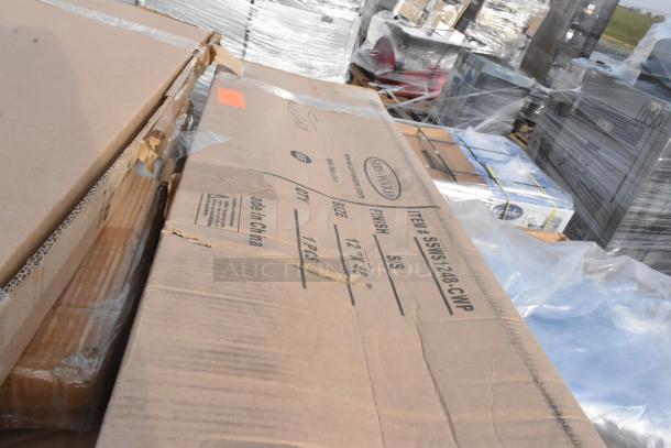 Box of scratch and dent items including MetroMax Q shelf and Vollrath bun pan cover. Visible labels: "SSWS1248-CWP."