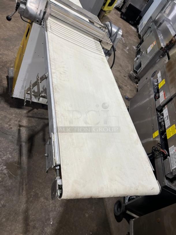 Seewer Rondo SS063 electric conveyor dough roller/sheeter, reversible, used condition, Model SS063, SN: A-3088002.