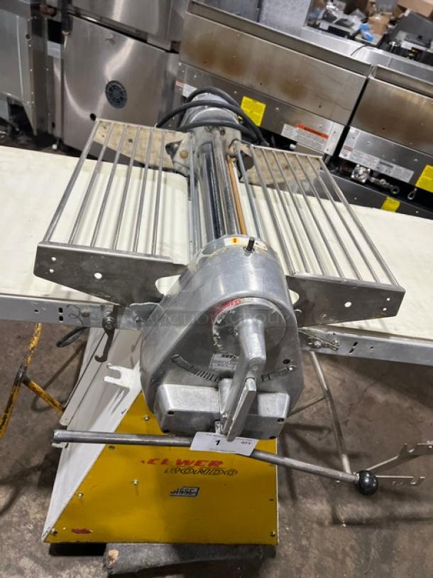 Seewer Rondo SS063 dough sheeter, electric conveyor, reversible. Model SS063, SN: A-3088002. Industrial use, good condition.