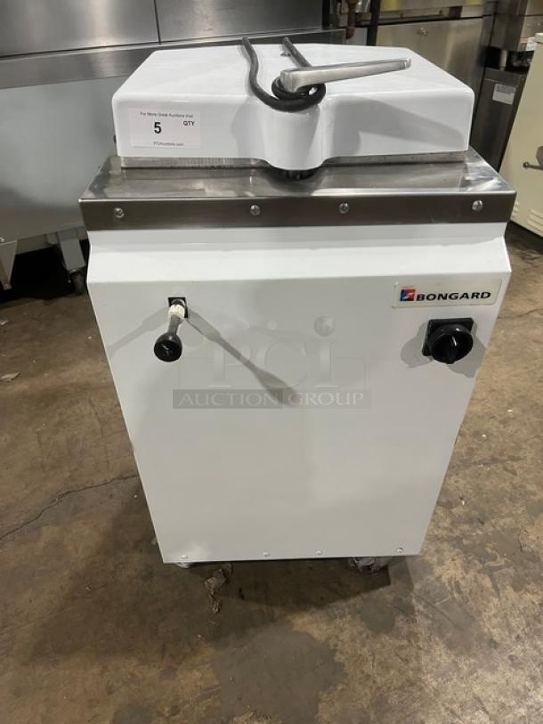 Bongard commercial white hydraulic dough divider, electric-powered, floor model, SN: 0102584, in used condition.