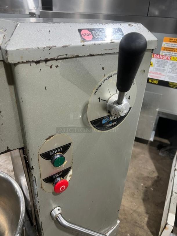 Univex SRM20 planetary mixer, 20 Qt., includes stainless steel bowl. Electric, 115V, 1 phase. Minor wear visible.