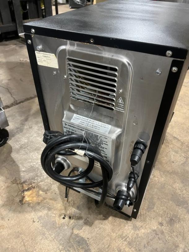 MerryChef Eikon E2S black countertop oven, 2022 model, electric, rapid cook, tags show 208/240V, SN: 2205213091077, excellent condition.