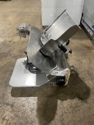 Globe Commercial Stainless Steel Electric Powered Countertop Heavy-Duty Meat/Deli Slicing Machine! Model: 500L! On Legs! - Item #1225269