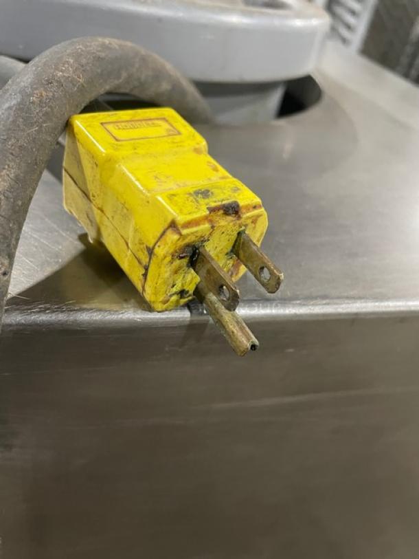 AM Manufacturing Round-O-Matic R-900RT dough rounder plug detail. Stainless steel, 120V 1 phase, commercial use, on casters.