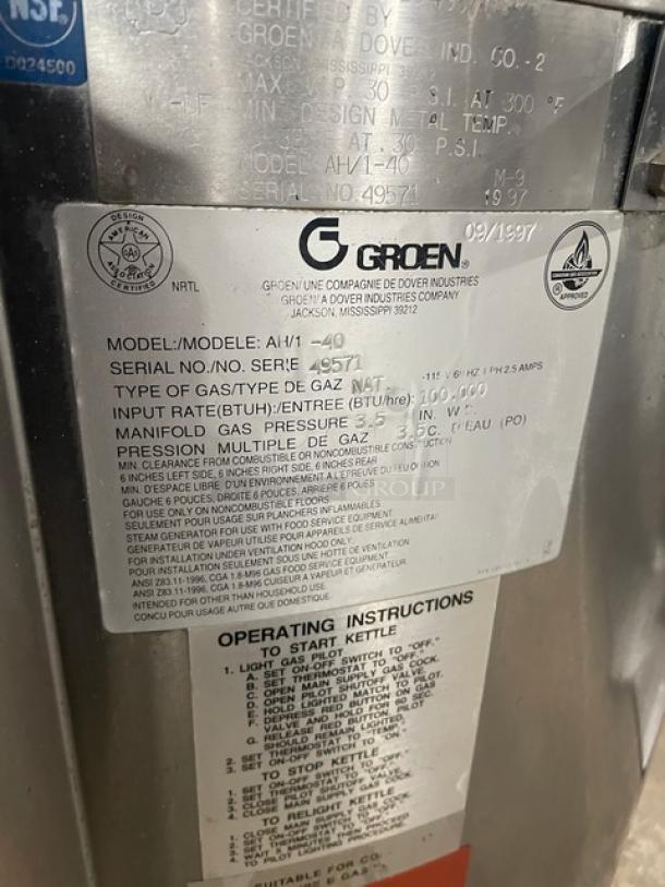 Groen AH/1-40 stainless steel steam kettle, natural gas, 40 lb., on legs, model SN 49571, 115V, 1 phase, with instructions.