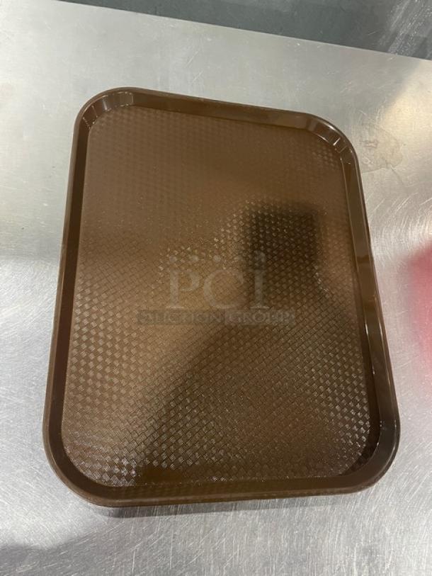 Cambro brown 14"x18" rectangular serving tray, model 1418FF167, new condition, textured surface.