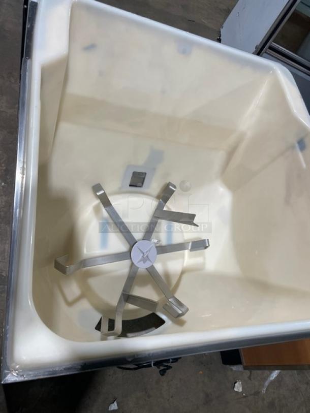 Cornelius ED250BCZ beverage/ice dispenser, 8-flavor, countertop model, push-button control, 115V, clean interior view.