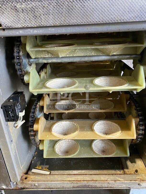 König Mini Rex Series GS2000 USA-K2 bakery dough divider; stainless steel, compact, up to 4,000/hr; integrated proofer.