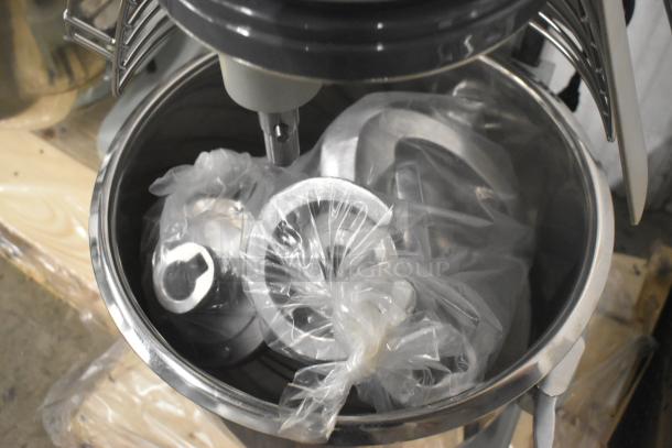 BRAND NEW 2023 Centaur MAC20 20 Qt Metal Dough Mixer, bowl guard, dough hook, whisk attachments, 115V, 1 phase.