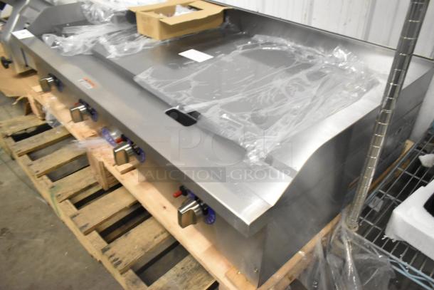 BRAND NEW Globe GG48TG 48" Stainless Steel Gas Griddle with thermostatic controls, 120,000 BTU, on pallet.