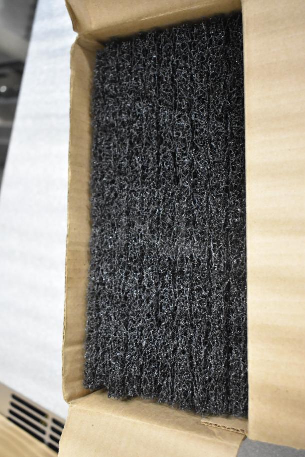 3M Doodlebug Hi Pro pads in box, industrial-grade, excellent condition, part of auction lot with cleaner.